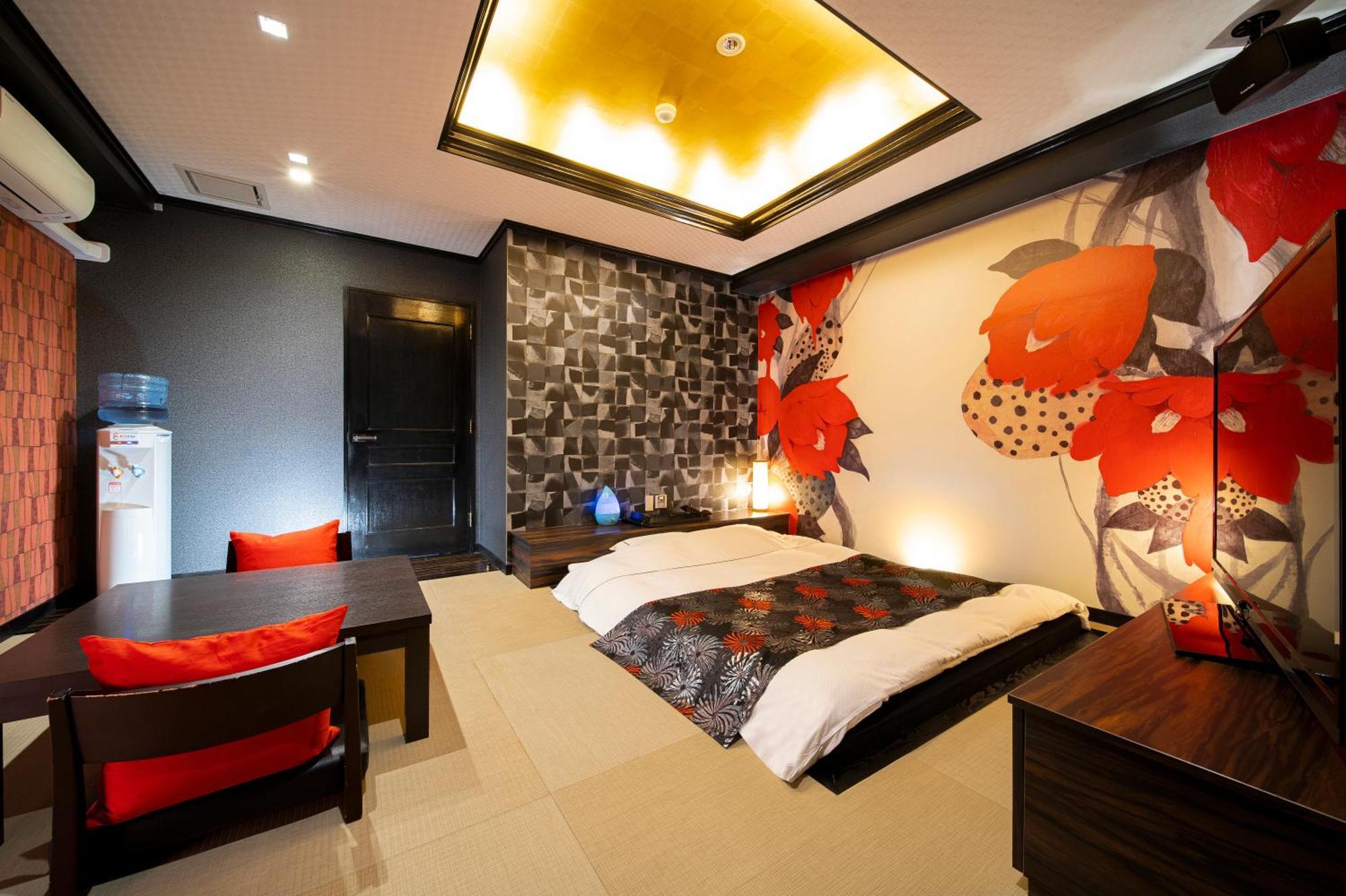 Hotel Salle De Bain (Adults Only) Осака Екстериор снимка